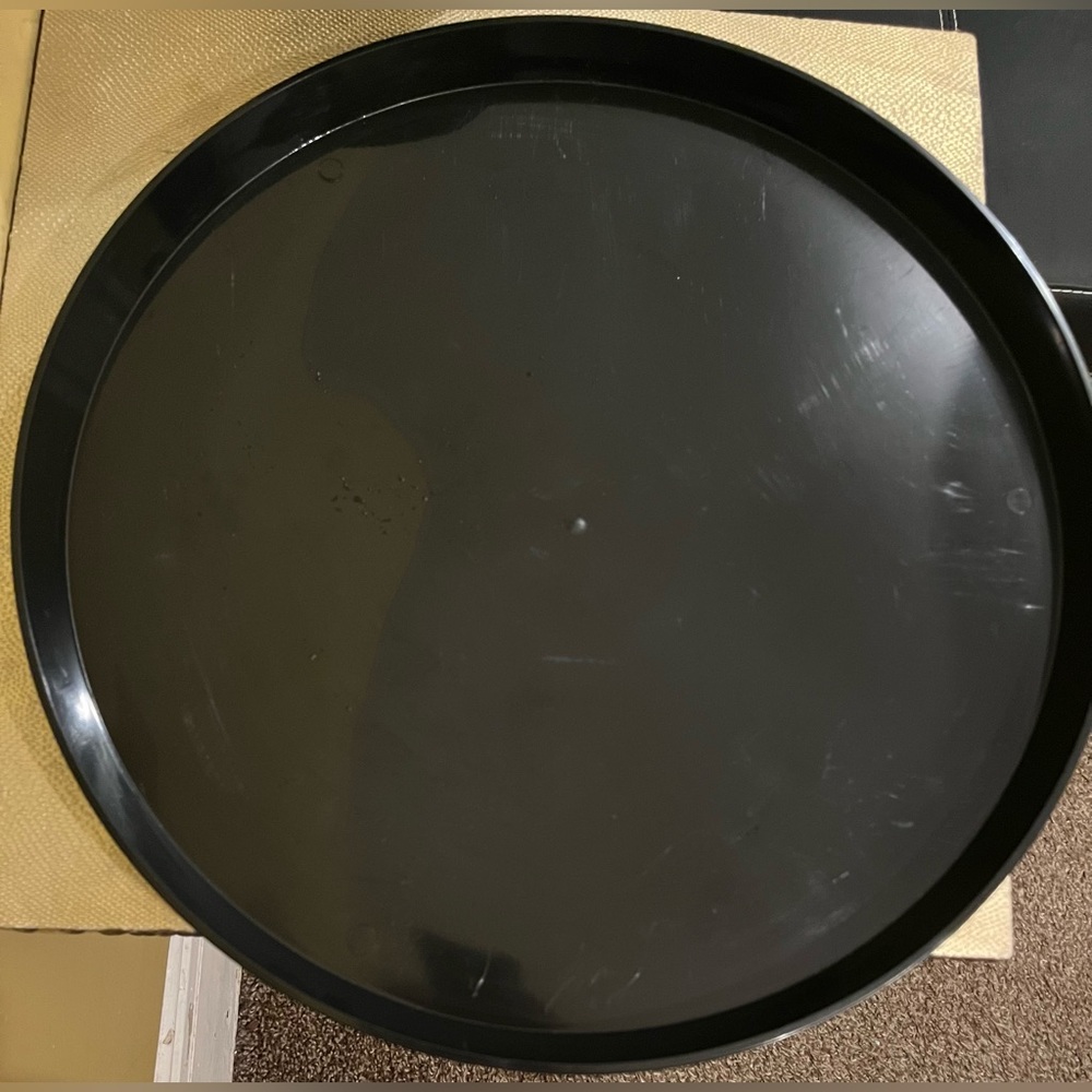 Round Plastic Trays - Picture 7 of 8